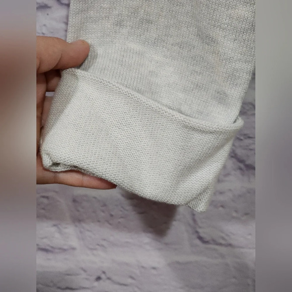 Tahari soft light gray sweater with zipper and button accents. Size Large NEW - Picture 5 of 7